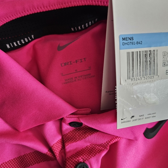 Nike Men's golf shirts - Picture 9 of 10